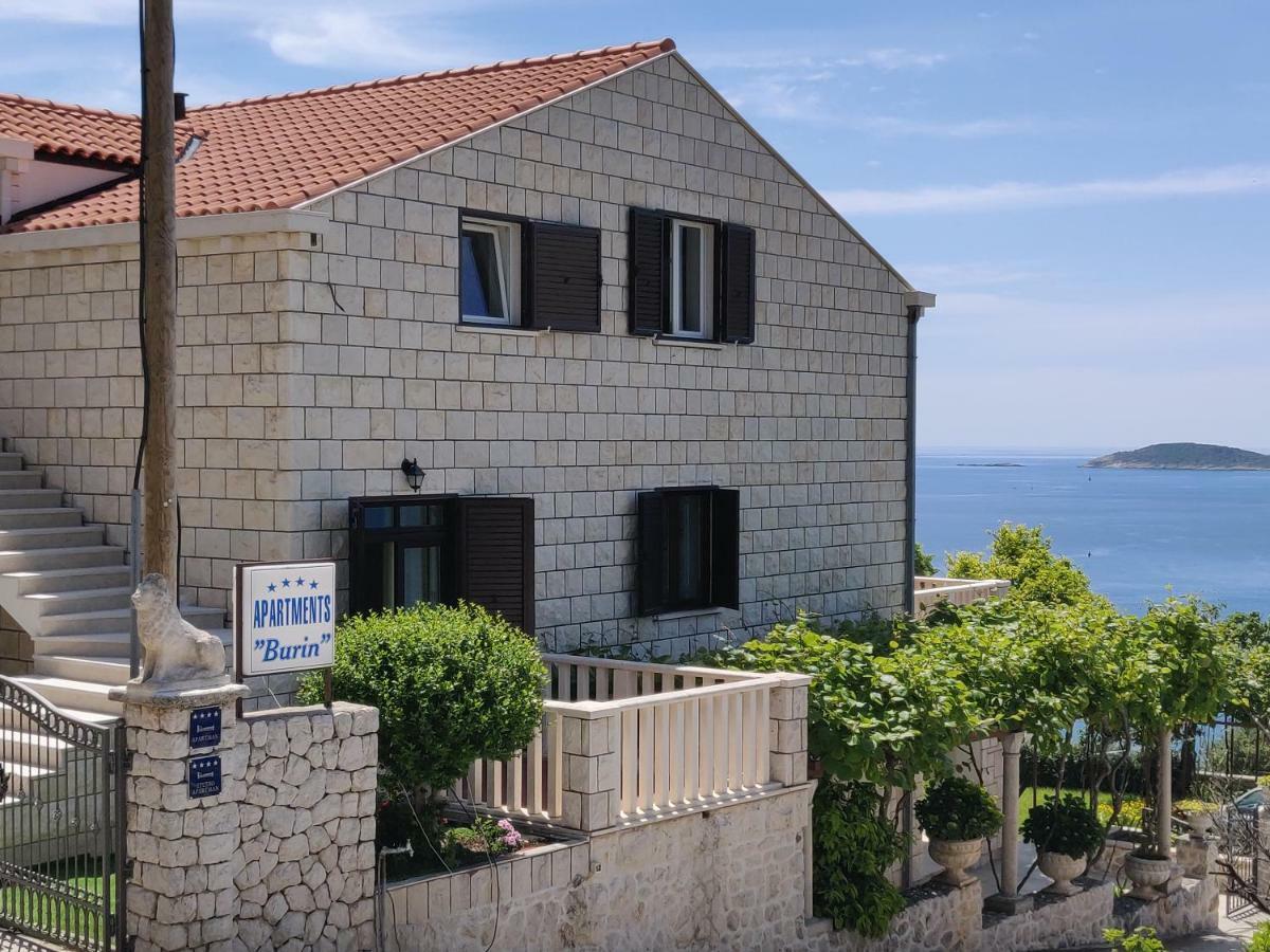 Guest house Burin Mlini Exterior foto